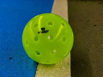  A pickleball player