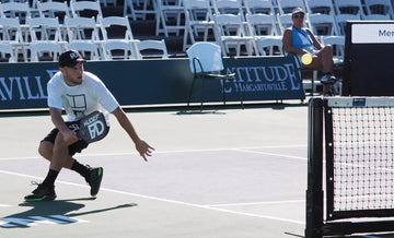 The Pickleball Paddle Weight Debate
